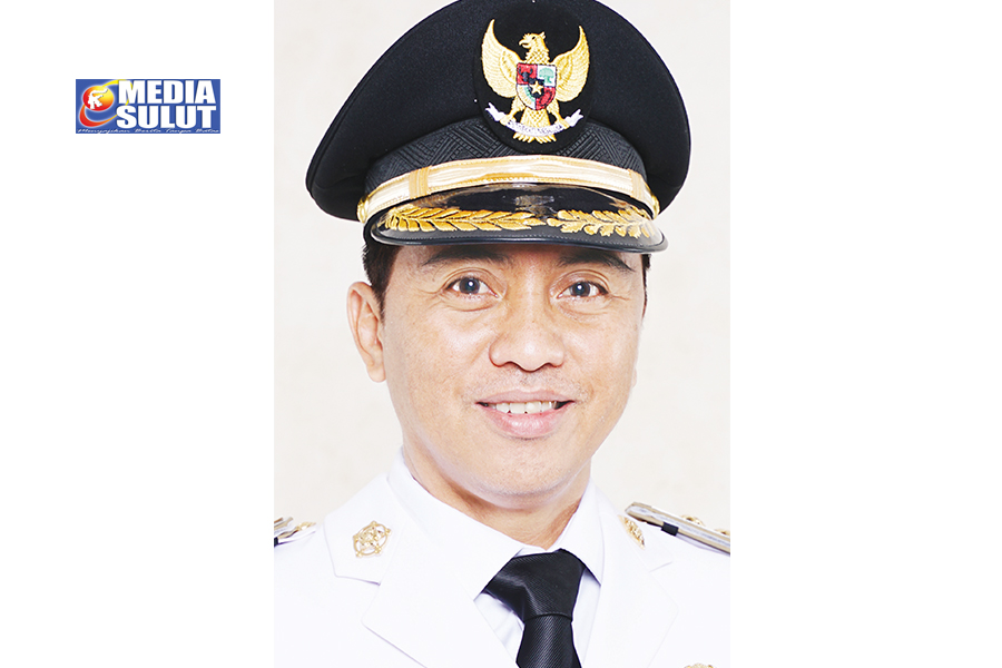 Boltim Sabet Penghargaan Kemendikbud